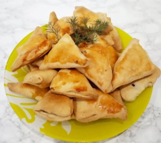 Секреты аппетитных пирожков с мясом из слоеного теста