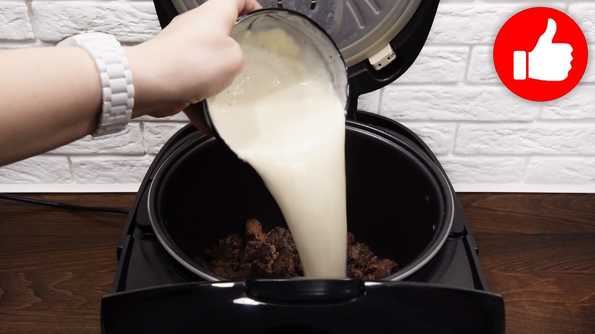 Куриная печень в сметано-ореховом соусе: просто и вкусно с мультиваркой