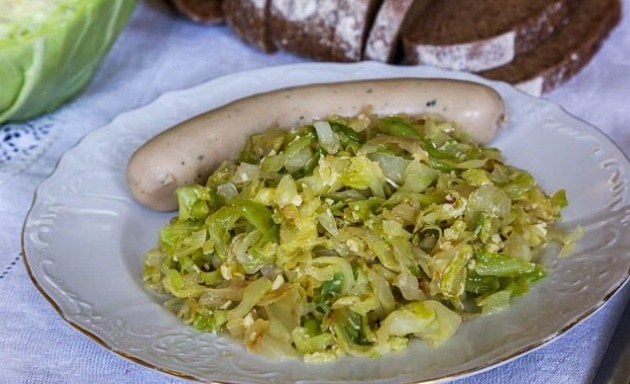 Капуста с яйцом: простой и вкусный рецепт на каждый день