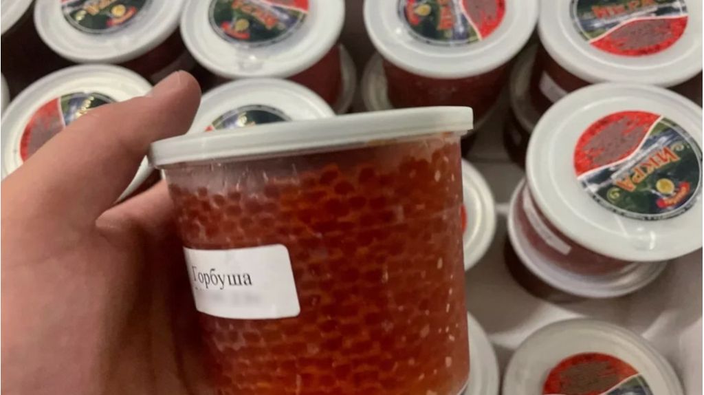 Брянцев предупреждают о рисках покупки лососевой икры онлайн
