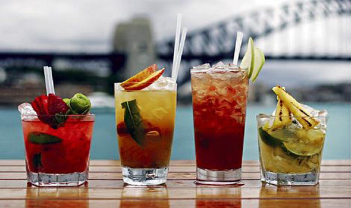 Аперитив и дижестив: искусство подачи напитков