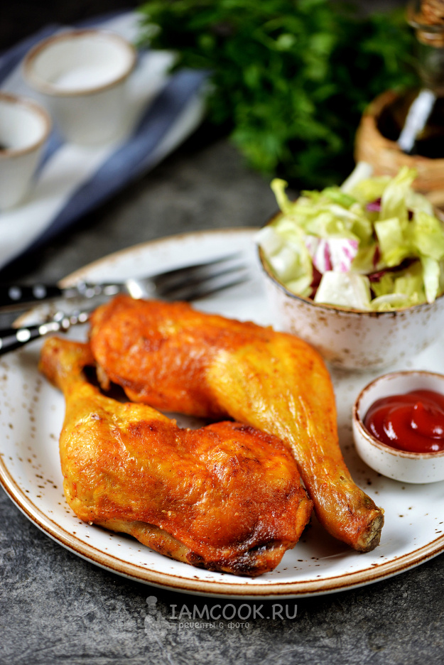 Нежные куриные окорочка с хрустящей корочкой: простой рецепт на каждый день