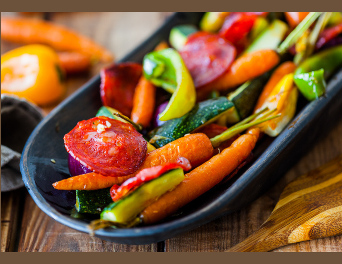 Как приготовить овощи с колбасой в фольге — просто, быстро и вкусно