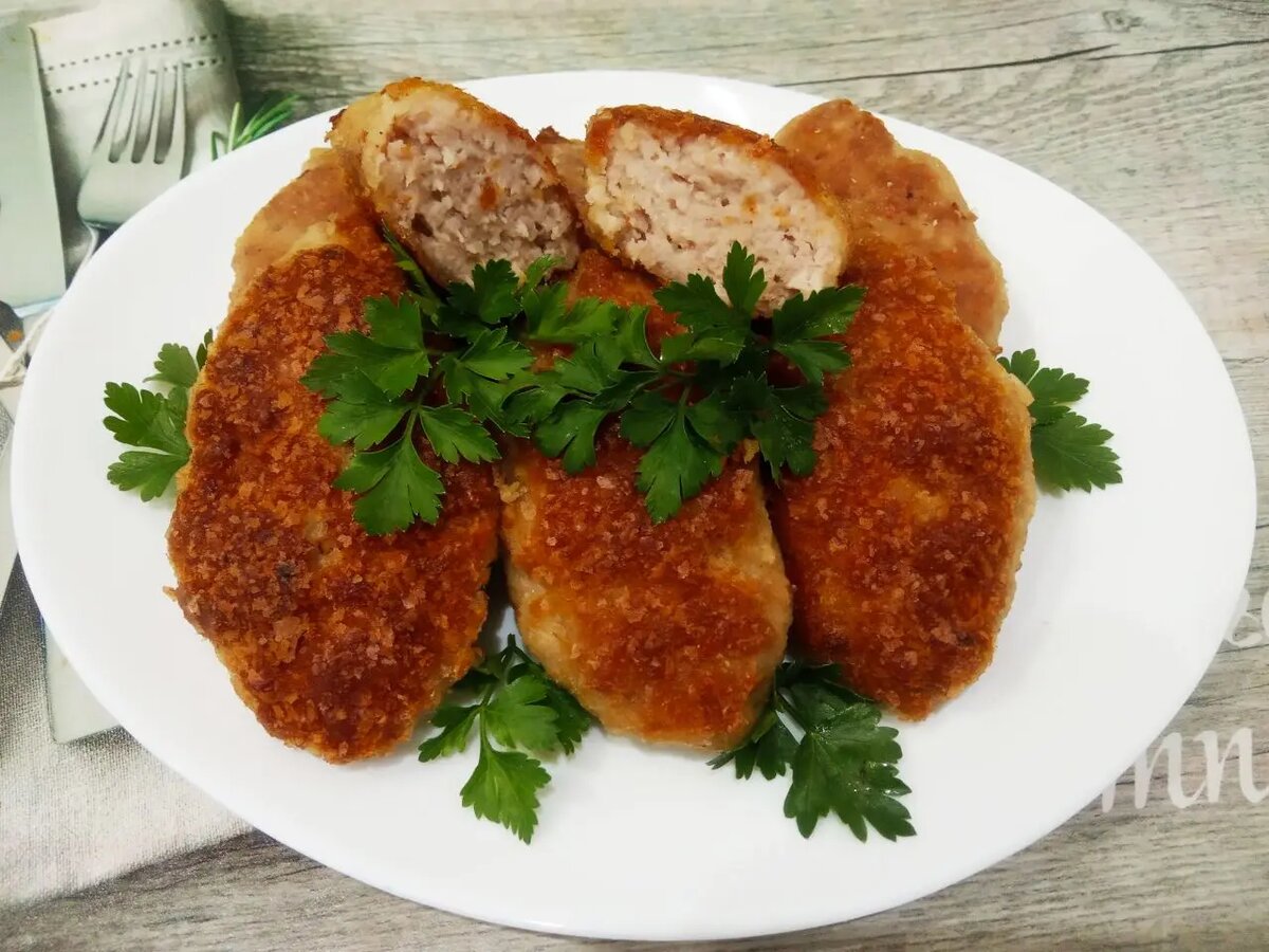 Нежные котлеты с манной крупой: секреты сочности