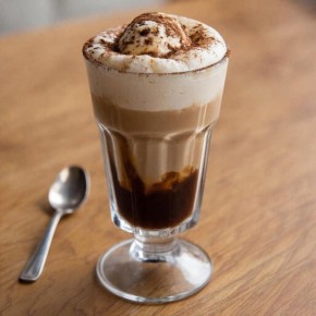 Кофейный фраппе: освежающий вкус лета в каждом глотке