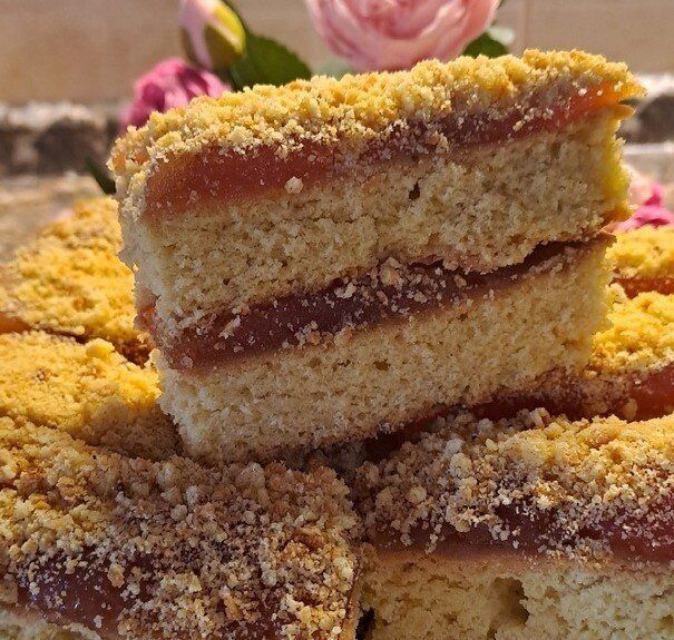 Нежные пирожные с повидлом: быстро и вкусно!