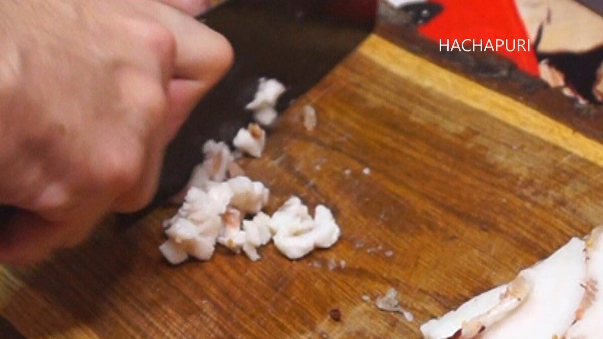 Сало с новым акцентом: неожиданные вкусовые сочетания для гурманов