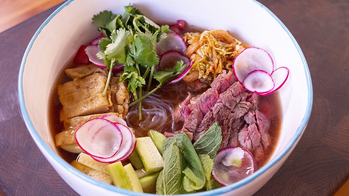 Идеальный способ охладиться в жару: Кукси - корейская окрошка с изюминкой