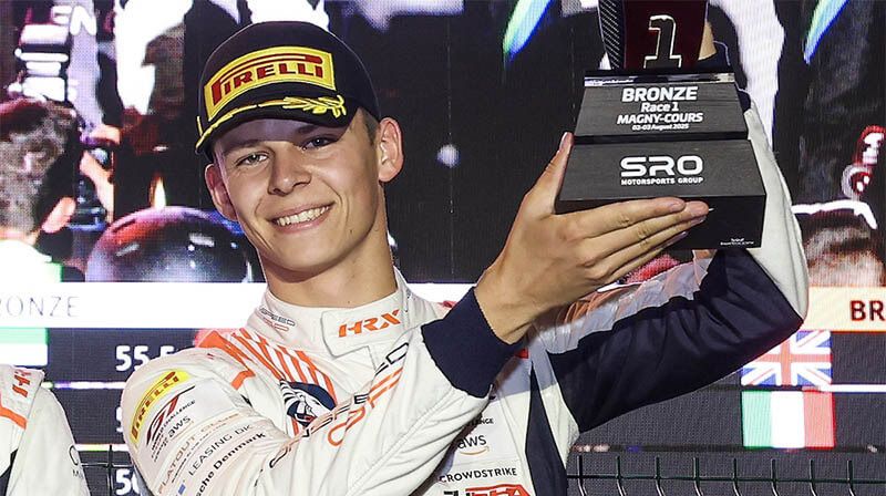 ����� ���� ��� �������� ����� � DTM � �������� Land Motorsport