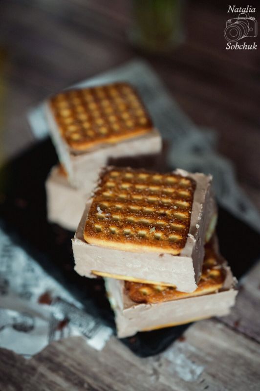 Шоколадное мороженое-сэндвич: быстро и вкусно