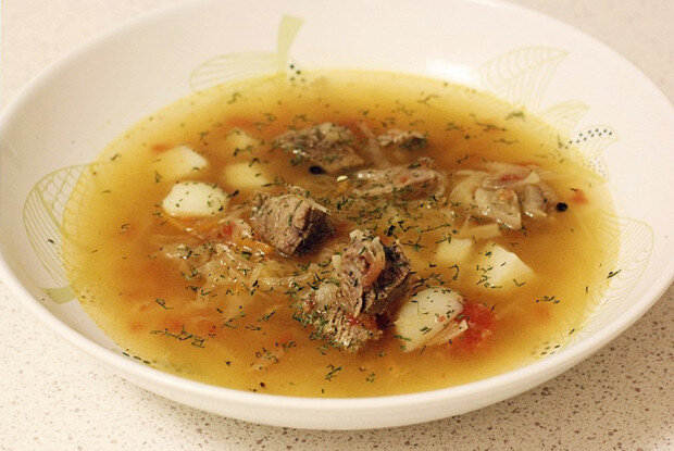 Неповторимый вкус щей с солеными помидорами