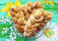 Нежные булочки «Косички» с сахарной корочкой