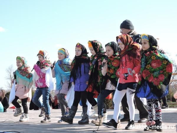 Куда отправиться за блинами на Масленицу: Соборная площадь ждет гостей!