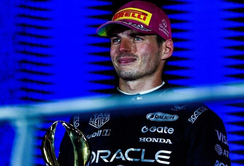 ���������� ������������� ������� Mercedes � ������� 1