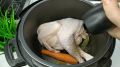 Как приготовить идеальный бульон из редкой синей курицы