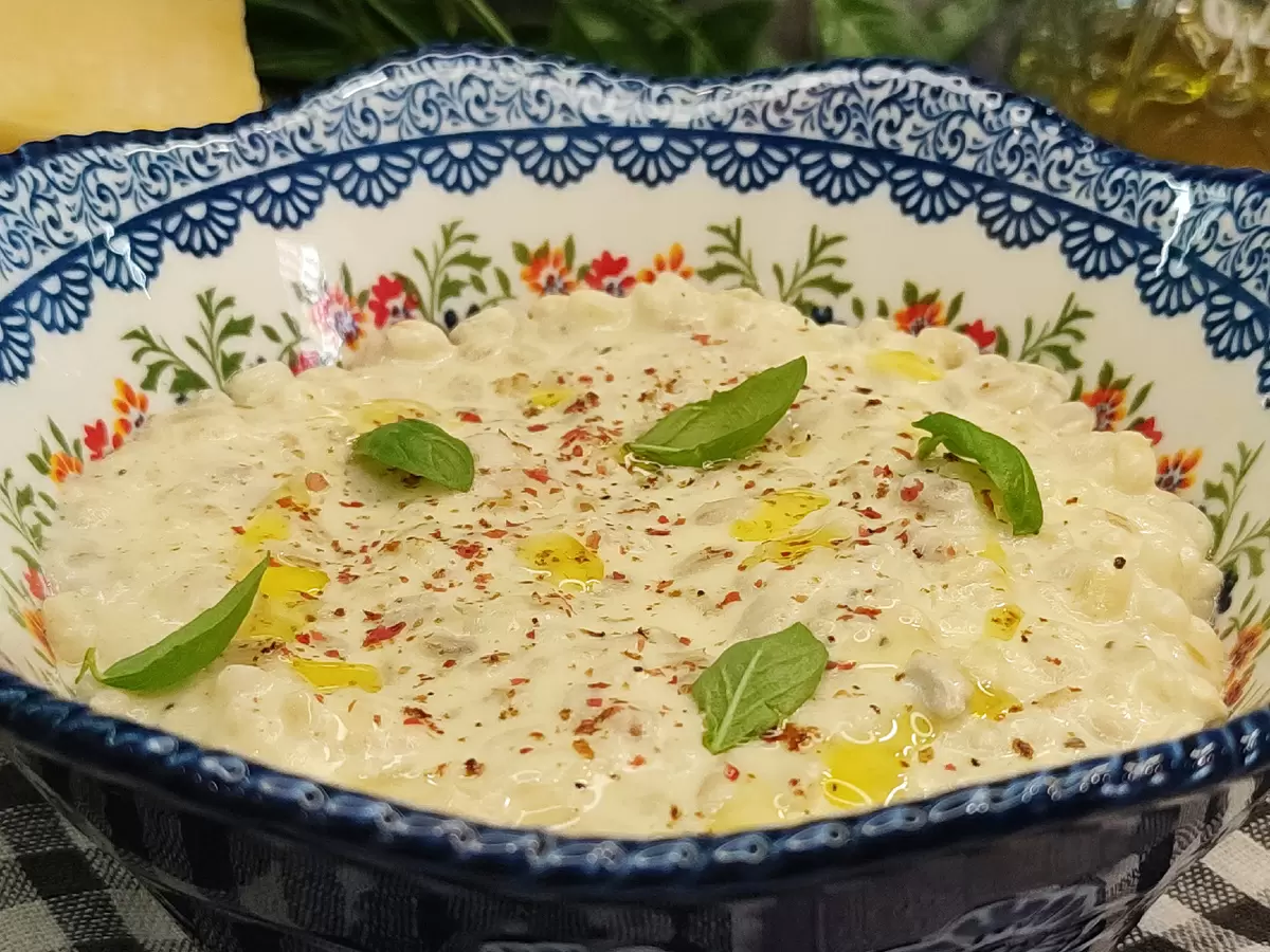 Сытное и экономное: секреты создания перлотто с курицей за час