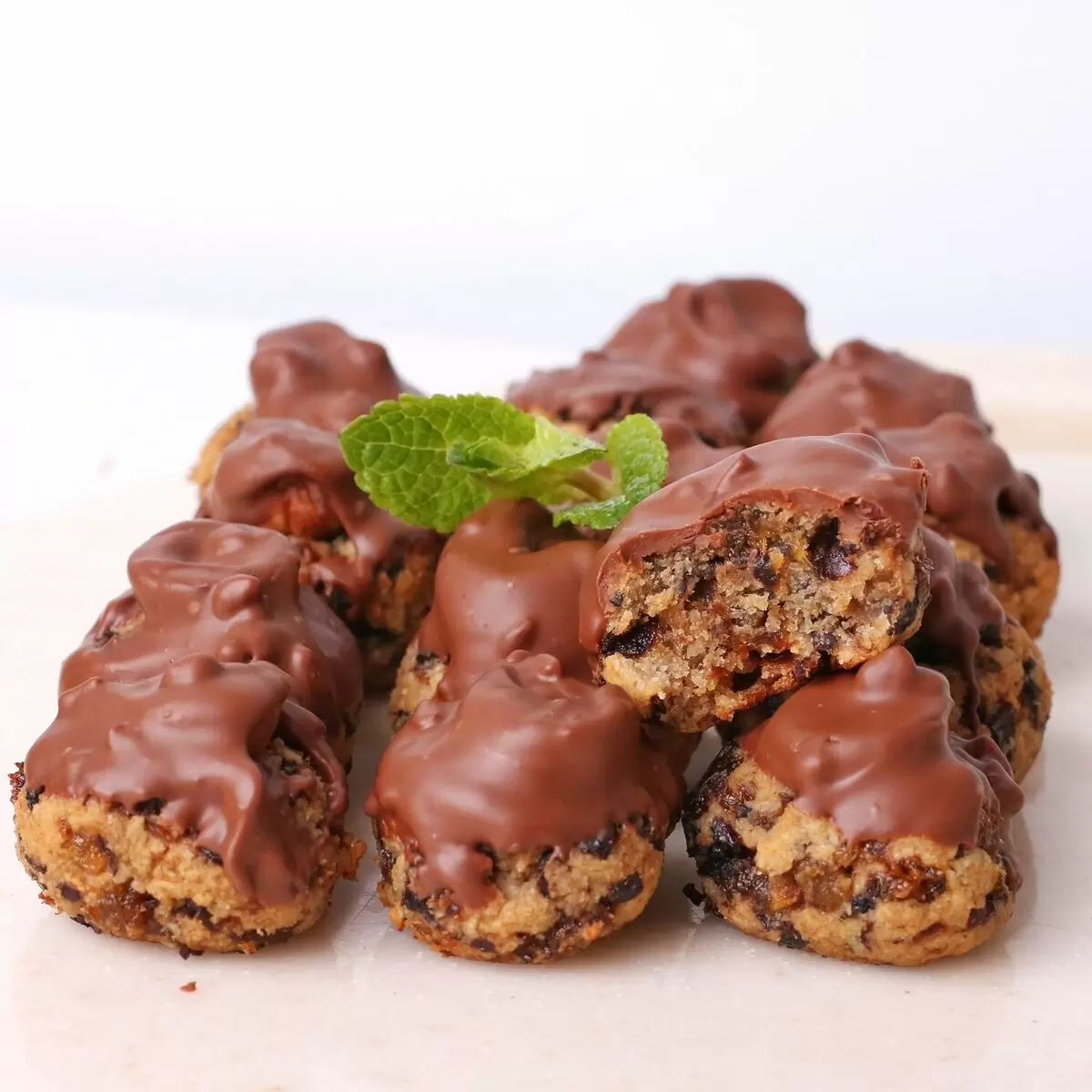 Простой Рецепт Орехового Печенья: Лишь 4 Ингредиента, И Вы Не Устоитe!