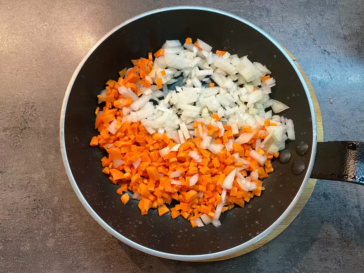 Удобная заправка для рассольника: сделайте сразу на три порции